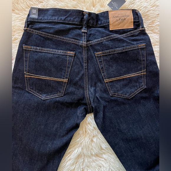 Abercrombie & Fitch 👖 Classic Taper Button-fly jeans. 
Size 28x30 - Picture 6 of 7
